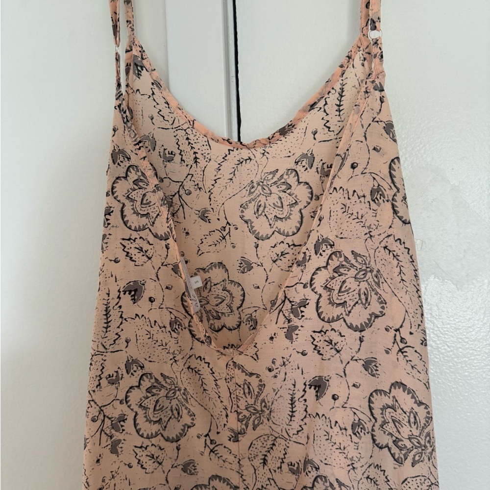Floral Print Maxi Dress in Peach and Black